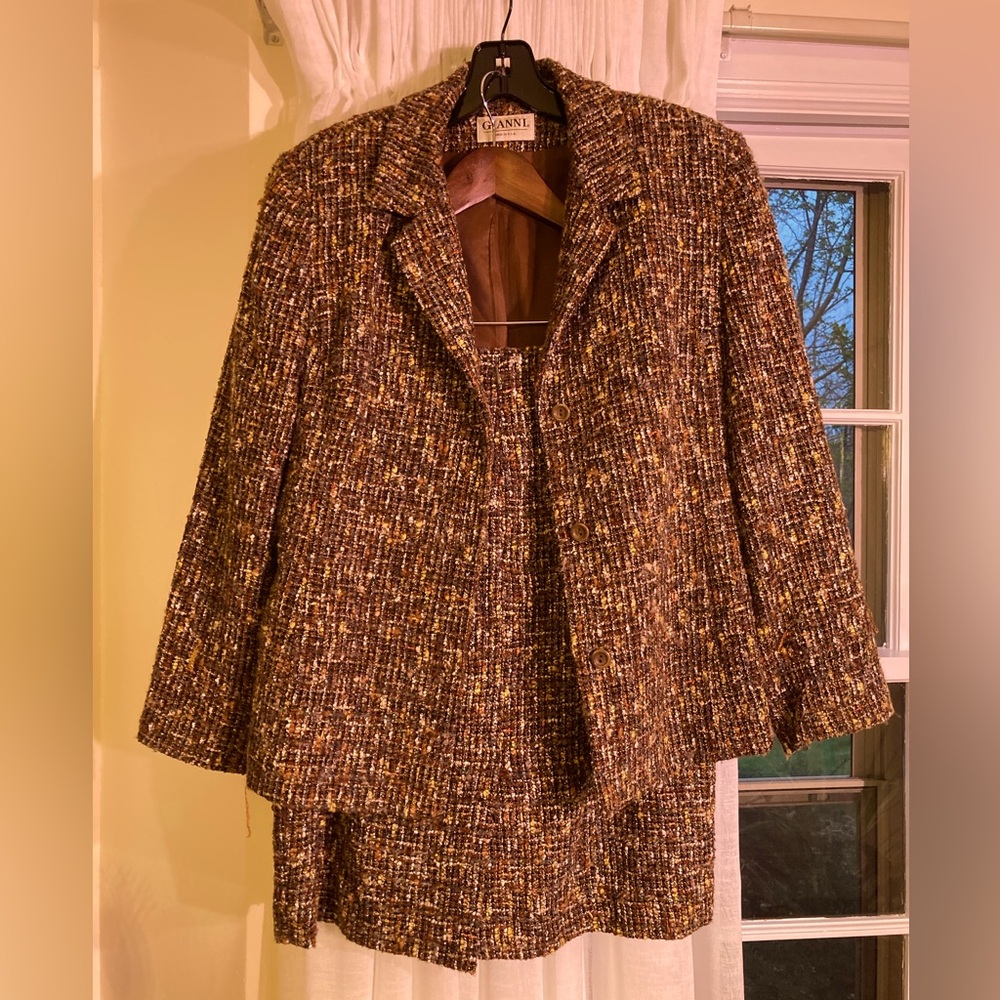 Tweed Gianni Two-Piece 3-Button Skirt Set